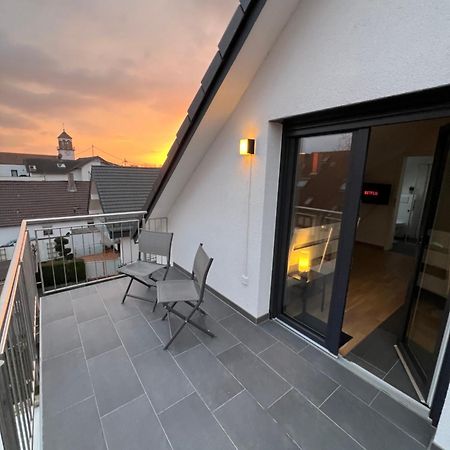 Charmantes Studio-Apartment Im Herzen Von Neureut - Fussbodenheizung, Regendusche, Waschmaschine, Stellplatz Karlsruhe Exterior foto